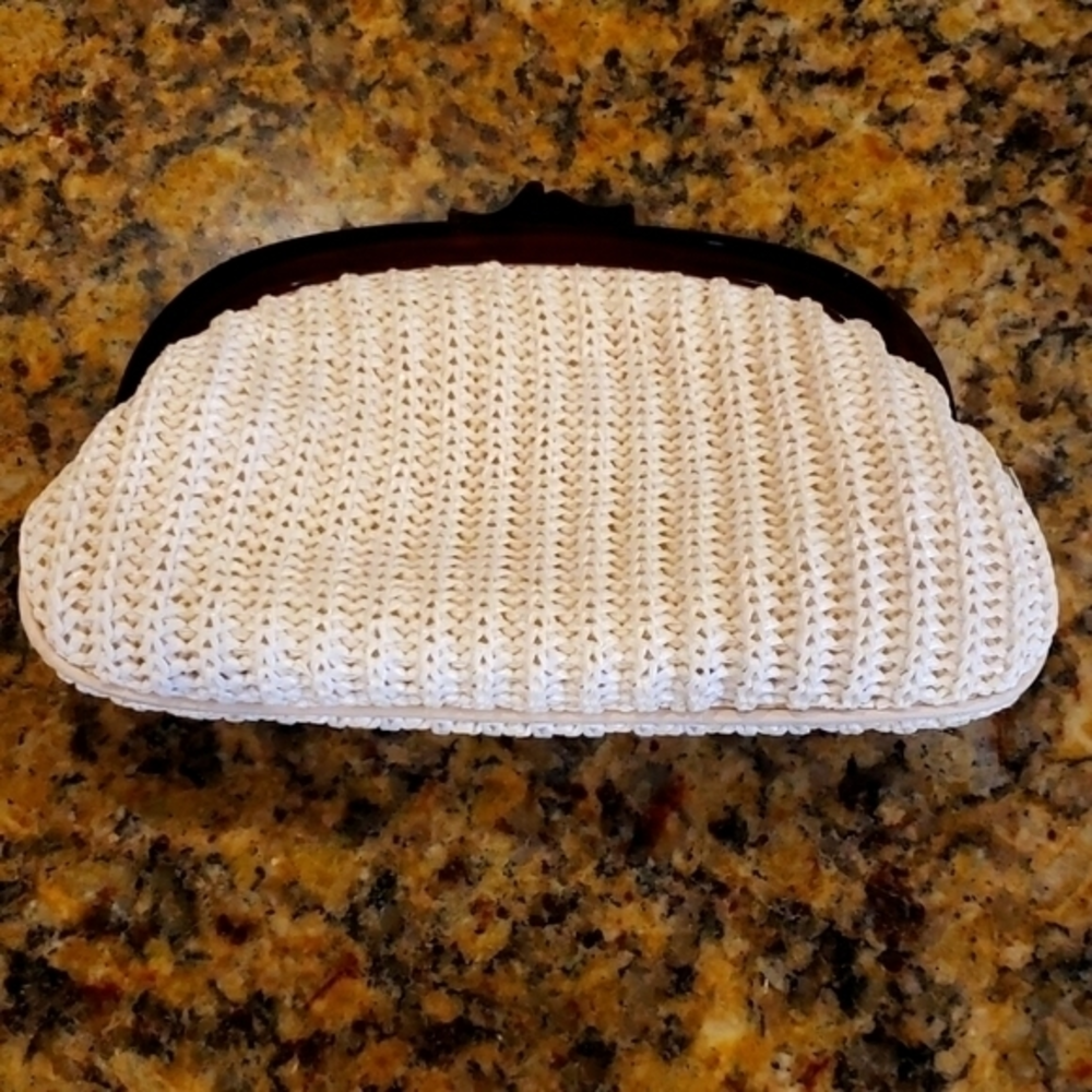 Vintage Made in Hong Kong Cream Hand Crochet Purse w/Lucite Clutch